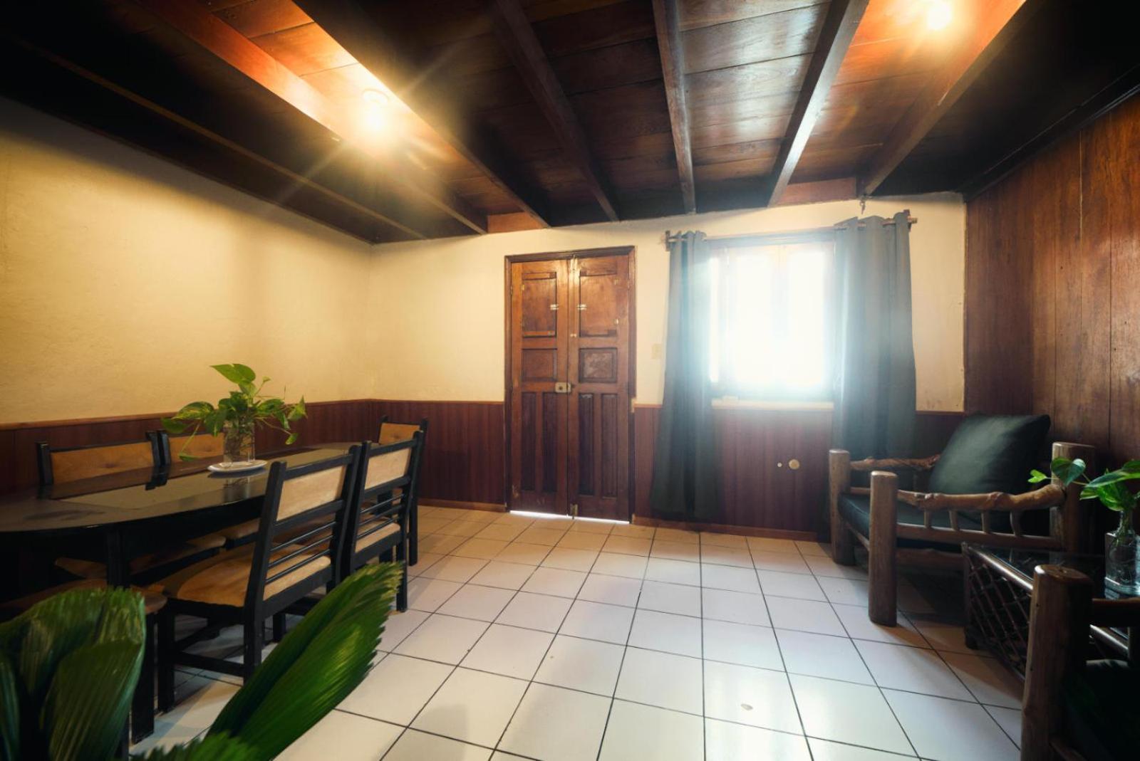 Hostal Don Cenobio Flores Kültér fotó